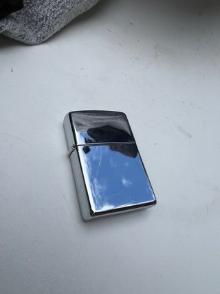 Los dos mecheros Zippo