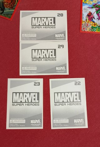 Lote 40 Cromos Marvel Super Heroes 2017