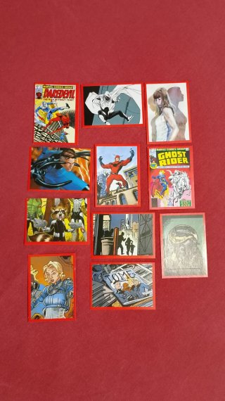 Lote 40 Cromos Marvel Super Heroes 2017