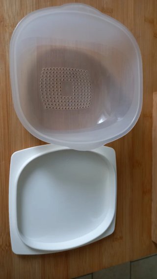 Porta formaggio Tupperware bianco