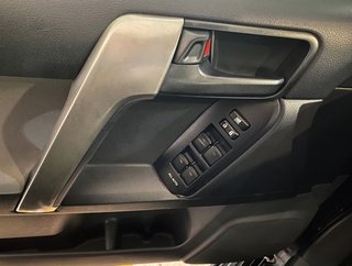 Toyota Land Cruiser 7 plazas, techo
