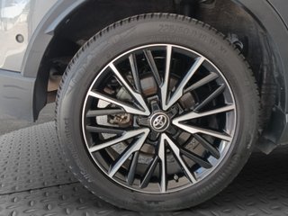 TOYOTA C-HR 125H DYNAMIC PLUS