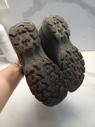 Scarpe da trekking nere e blu