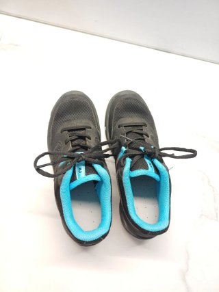 Scarpe da trekking nere e blu