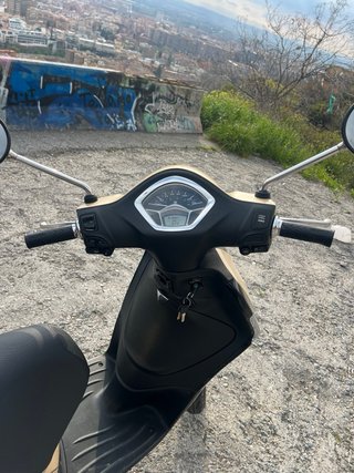 Piaggio Liberty 125 Beige/Negro