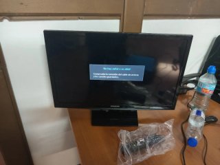 TV Samsung 24 Negra
