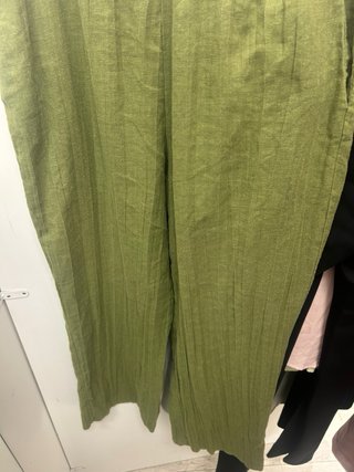Pantalón ancho Zara verde