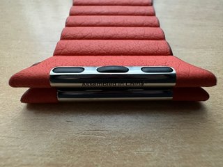 Apple Watch 44mm. Sunset Leather Loop M