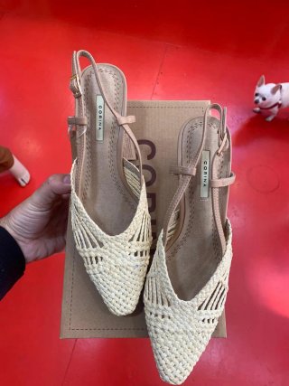 Sandalias Corina Beige