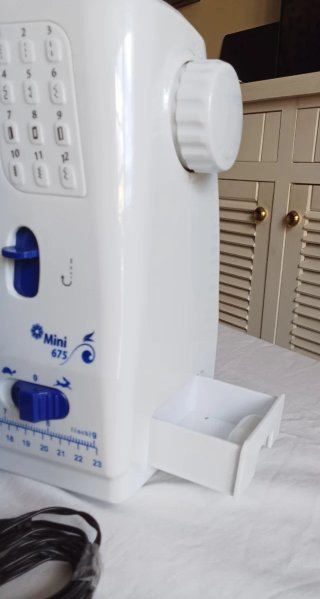 Máquina de Coser Jata MC675N Mini
