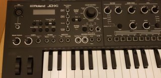 Roland JD-XI Sintetizador