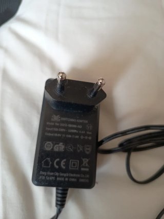 Base de carga y adaptador para robot aspirador