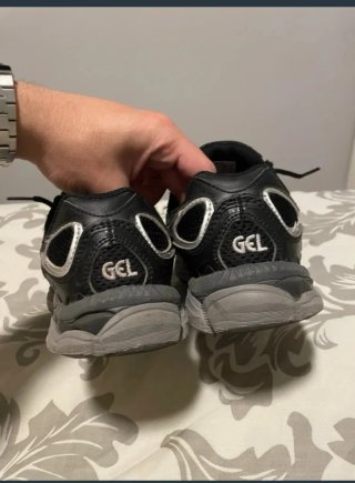 Asics Gel NYC Scarpe Uomo Nero Argento