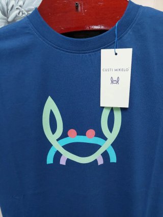 Camiseta CUSTI MIKELO con estampado de cangrejo