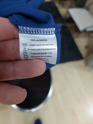 Camiseta CUSTI MIKELO con estampado de cangrejo