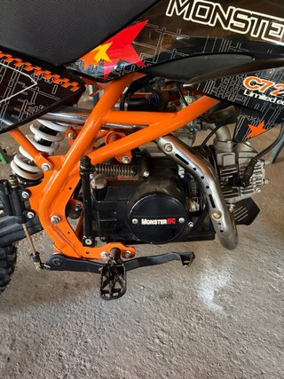 MONSTERPRO 125 c7 Limited Edition