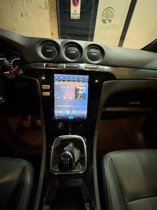 Ford S-MAX 2011