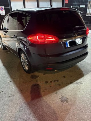 Ford S-MAX 2011