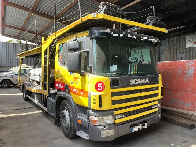 Portacoches Scania P420