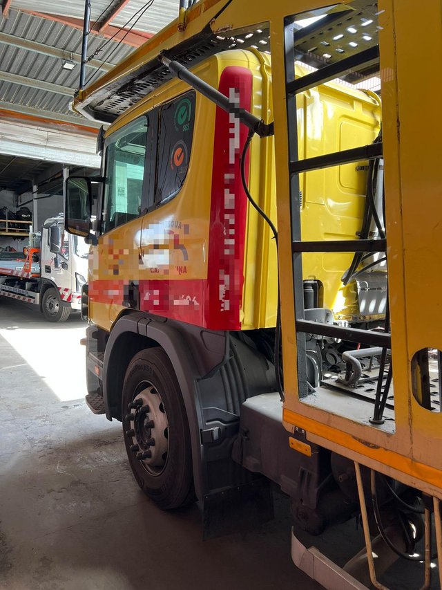Portacoches Scania P420