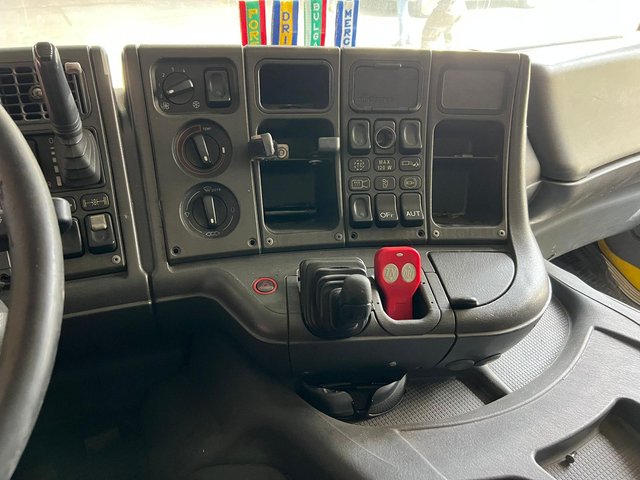 Portacoches Scania P420