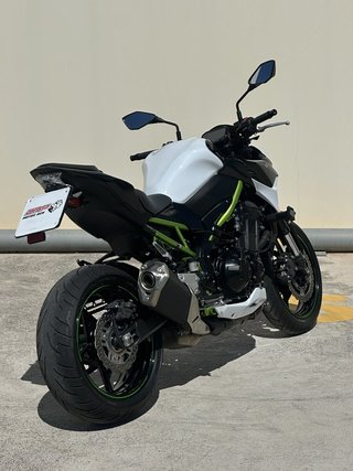 Kawasaki Z900 2021 Full