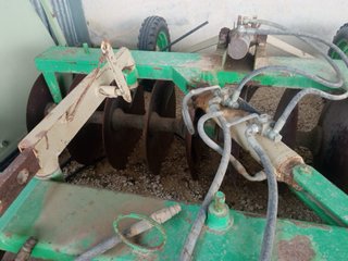 Grada de discos agrícola