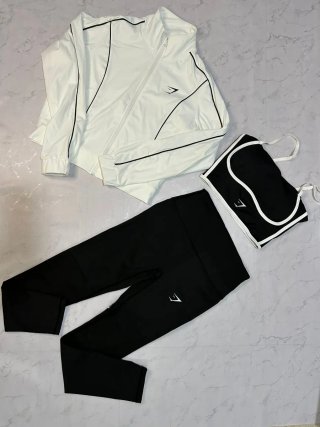 Conjunto Gymshark Negro y Blanco
