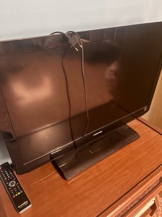 Toshiba 32 LCD TV