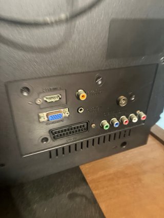 Toshiba 32 LCD TV