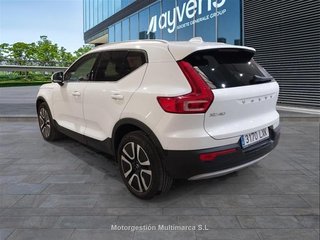 Renting - VOLVO XC40 1.5 T5 Twin Recharge