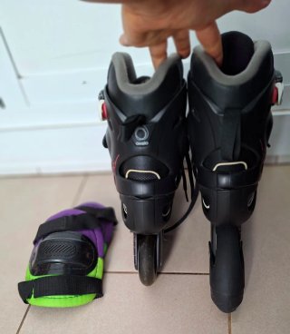 Patines Oxelo+rodilleras Talla 38 Negro/Rosa