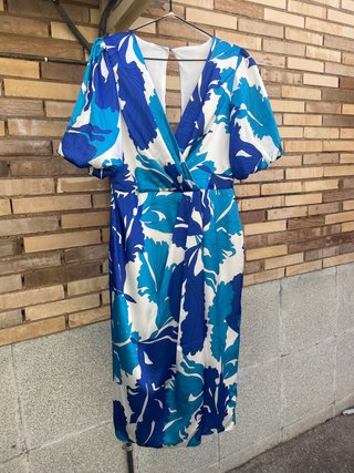 Vestido midi de invitada NUEVO de Herysa