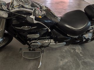 Suzuki Intruder C800 Negra Año 2008