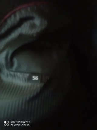 Chaqueta elegante , paño negra completamente nueva