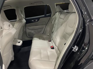 V60 2.0 B4 (D) AWD Cross Country AUTO