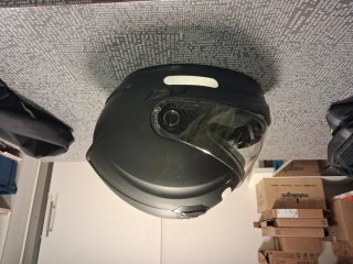 Casco de moto negro