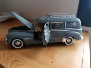 Miniatura Peugeot 203 Solido