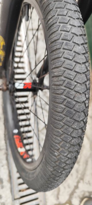 Bicicleta BMX Roja