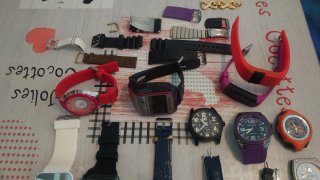 Lote de relojes y repuestos