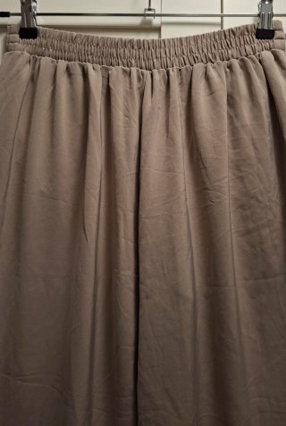 Pantalón jogger beige talla M
