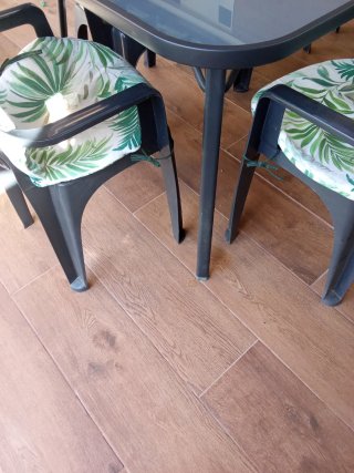 Tavolo e 6 sedie da giardino, con tutte le fodere in regalo