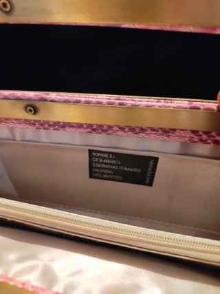 Bolso imitación serpiente rosa