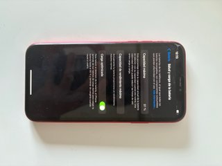 iPhone XR Rojo 64GB - 81% Batería