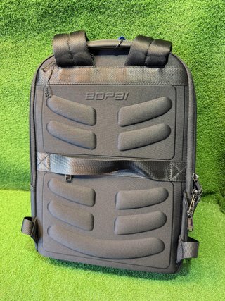 Mochila Negra Carga USB Portátil 15 Pulgadas
