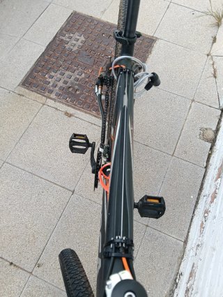Bicicleta Orbea MTB Negra y Naranja
