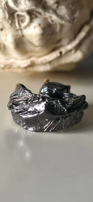 Anillo joya de autor opalo y diamantes
