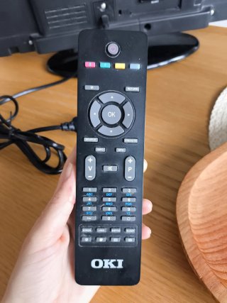 Televisor OKI Negro