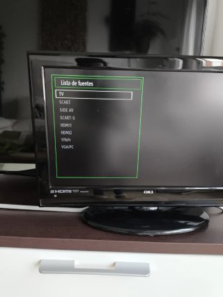 Televisor OKI Negro
