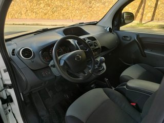 Nissan NV250